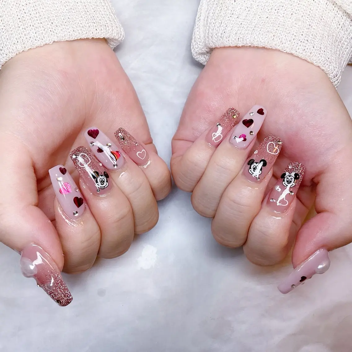 ネイル ハンドネイル 🍭Yun nail hyejin🌸のネイルデザイン