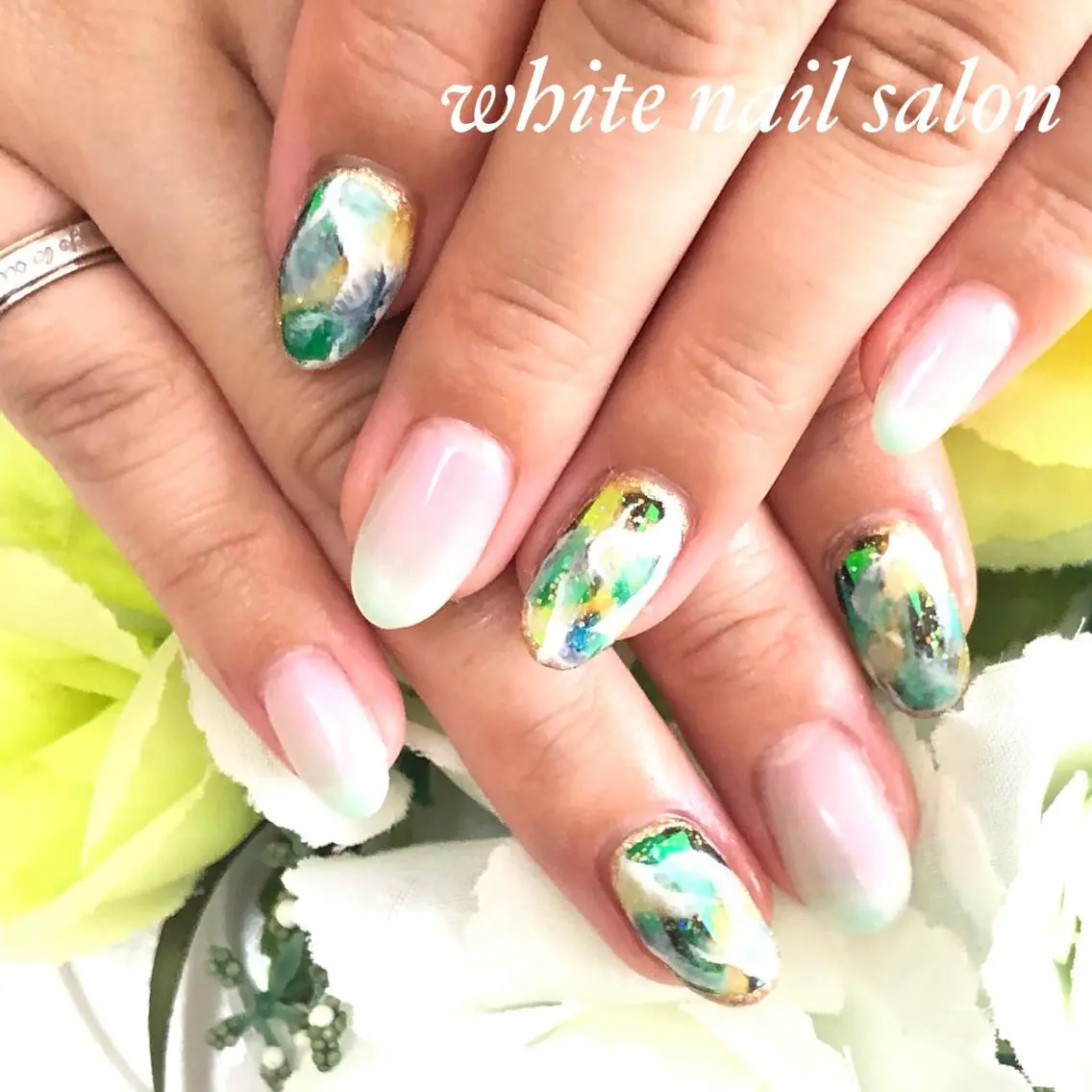 ネイル アートネイル フレンチネイル ジェルネイル ハードジェル 持ち込み ハンドネイル white nail salonのネイルデザイン