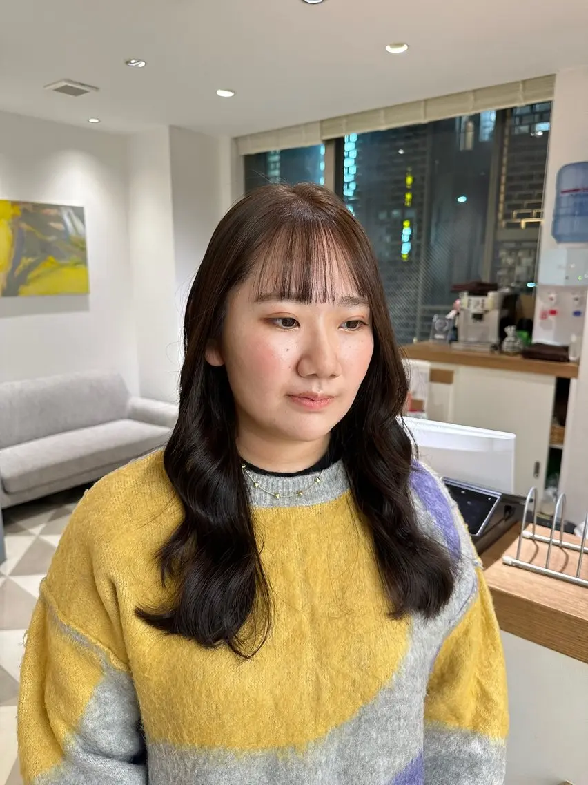 ロング カラー カット ヘアカラー トリートメント 安丸 結夏のヘアスタイル
