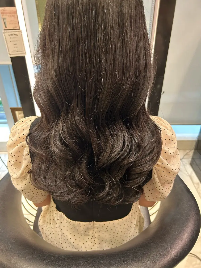 セミロング パーマ カット パーマ 韓国っぽ透け感カラー マンツーマン🫧なおのヘアスタイル