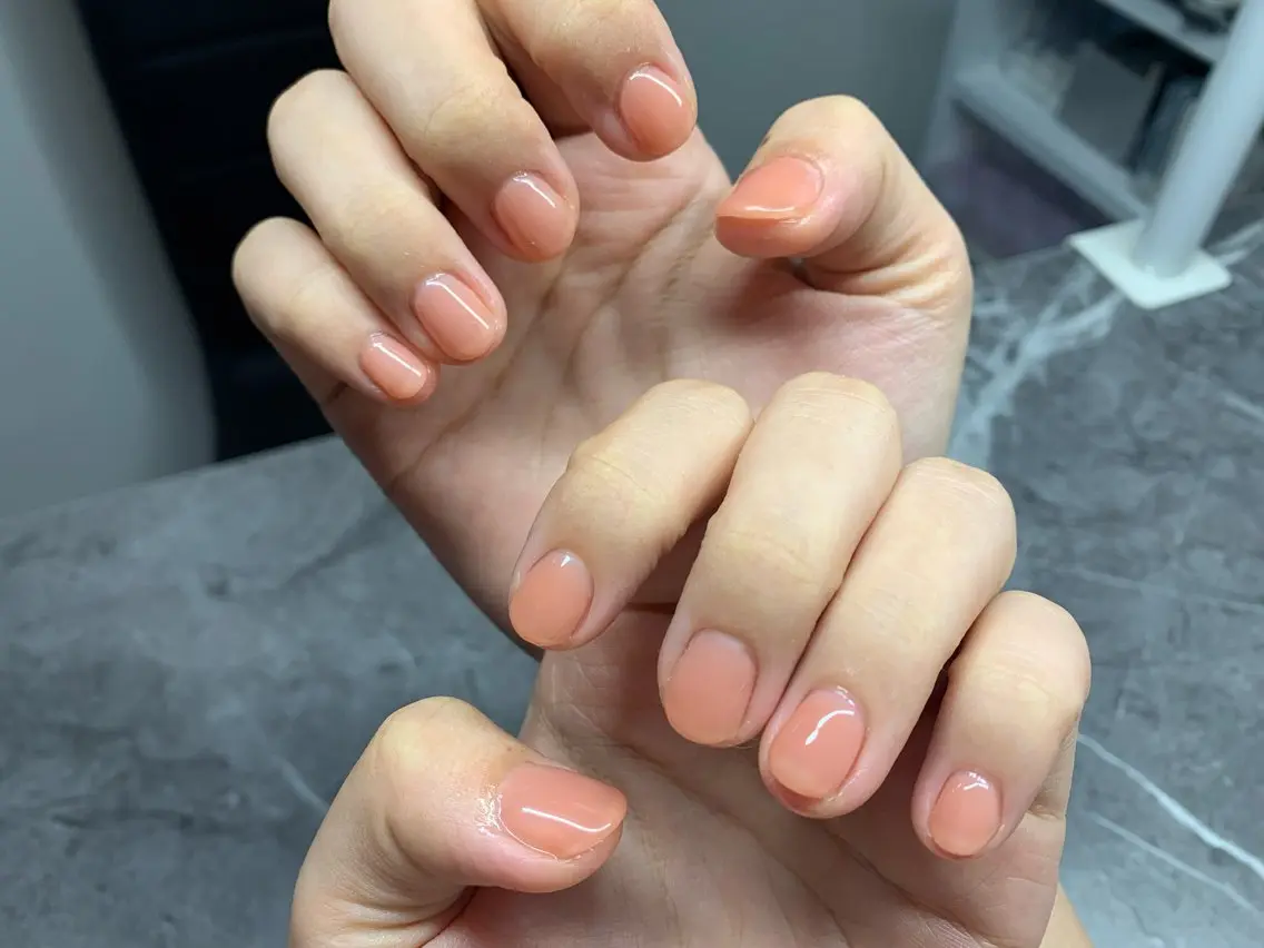 ネイル オフィスネイル ハンドネイル 芳賀 暦美のネイルデザイン