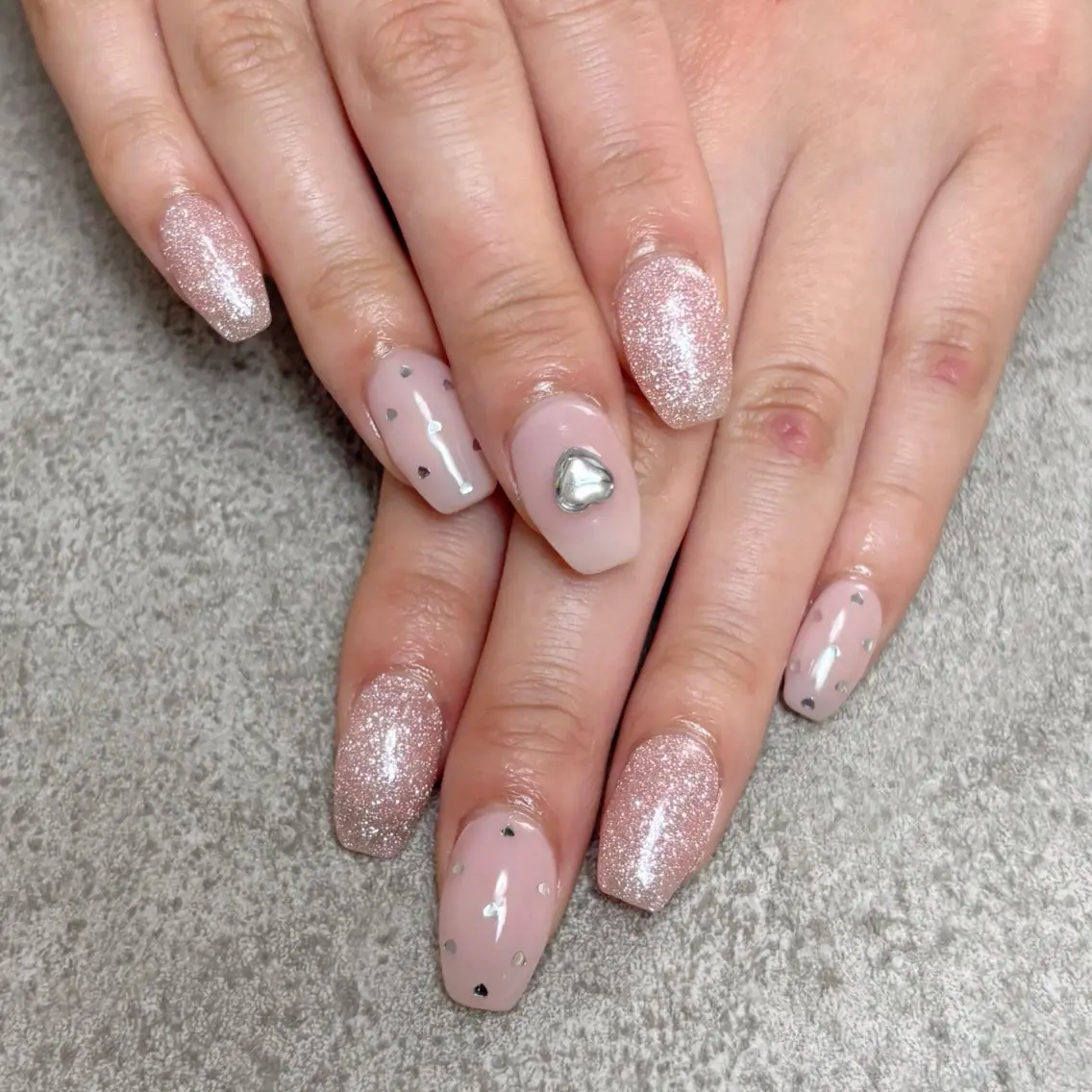 ネイル ハンドネイル nailroom DIASOMNIAのネイルデザイン