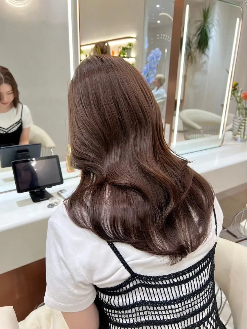 ロング カラー 艶髪レイヤー AZUSAのヘアスタイル