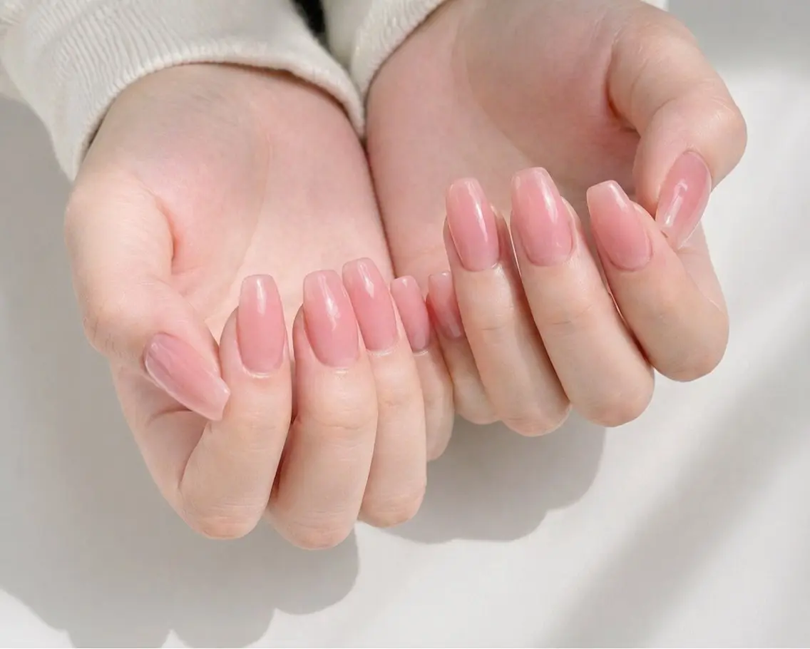 【シンプル好きさんに人気💖】自爪ワンカラー𝐨𝐫ラメグラデーション/オフ込みの写真