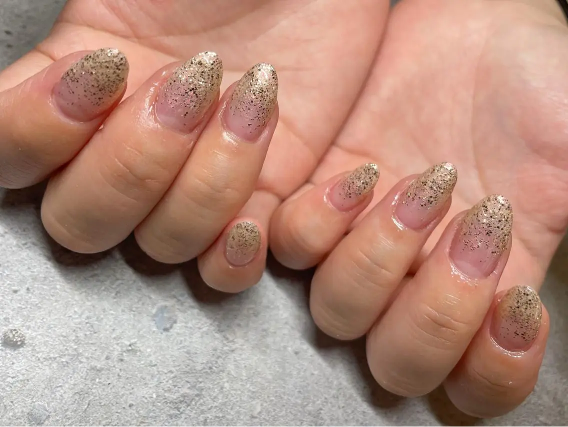 ミディアム ネイル キラキラネイル ラメ(グリッター) ハンドネイル Nail Salon AMICALのネイルデザイン