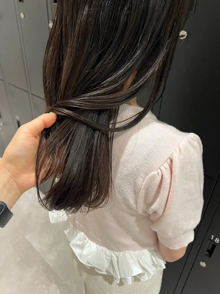 セミロング カラー ヘアアレンジ ベージュカラー グレージュ カット ヘアカラー トリートメント 暗髪/くすみカラー おくだりんかのヘアスタイル