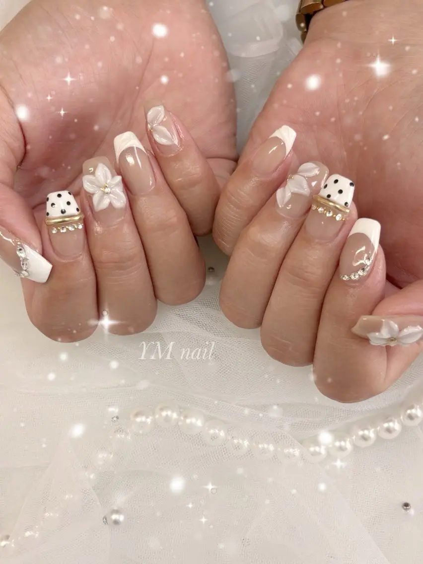 ネイル ドット フラワーネイル フレンチネイル ハンドネイル YM nailのネイルデザイン