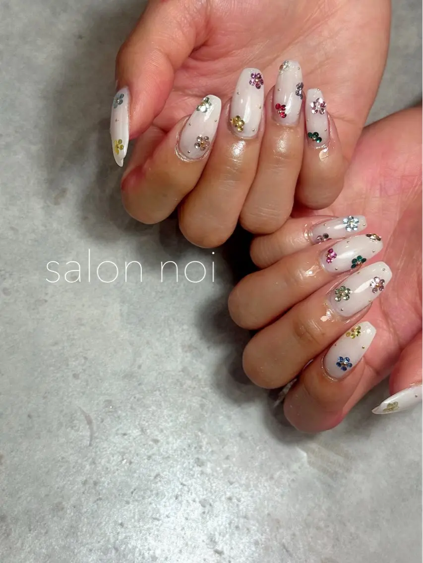 ネイル フラワーネイル ハンドネイル salon noiのネイルデザイン