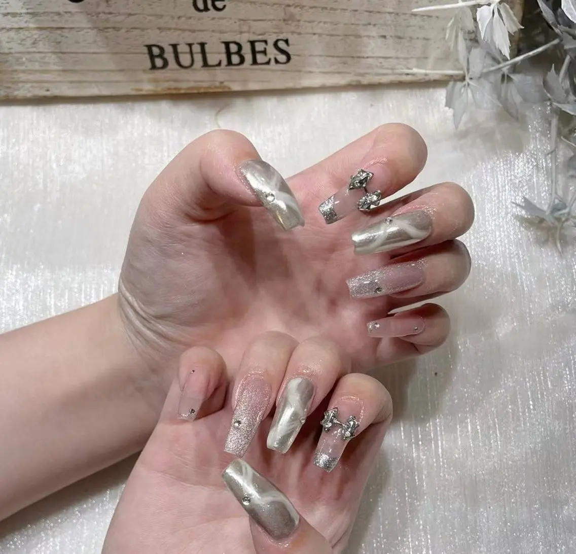 ネイル アートネイル フラワーネイル フットネイル ジェルネイル マグネットネイル Babarla Nailのネイルデザイン