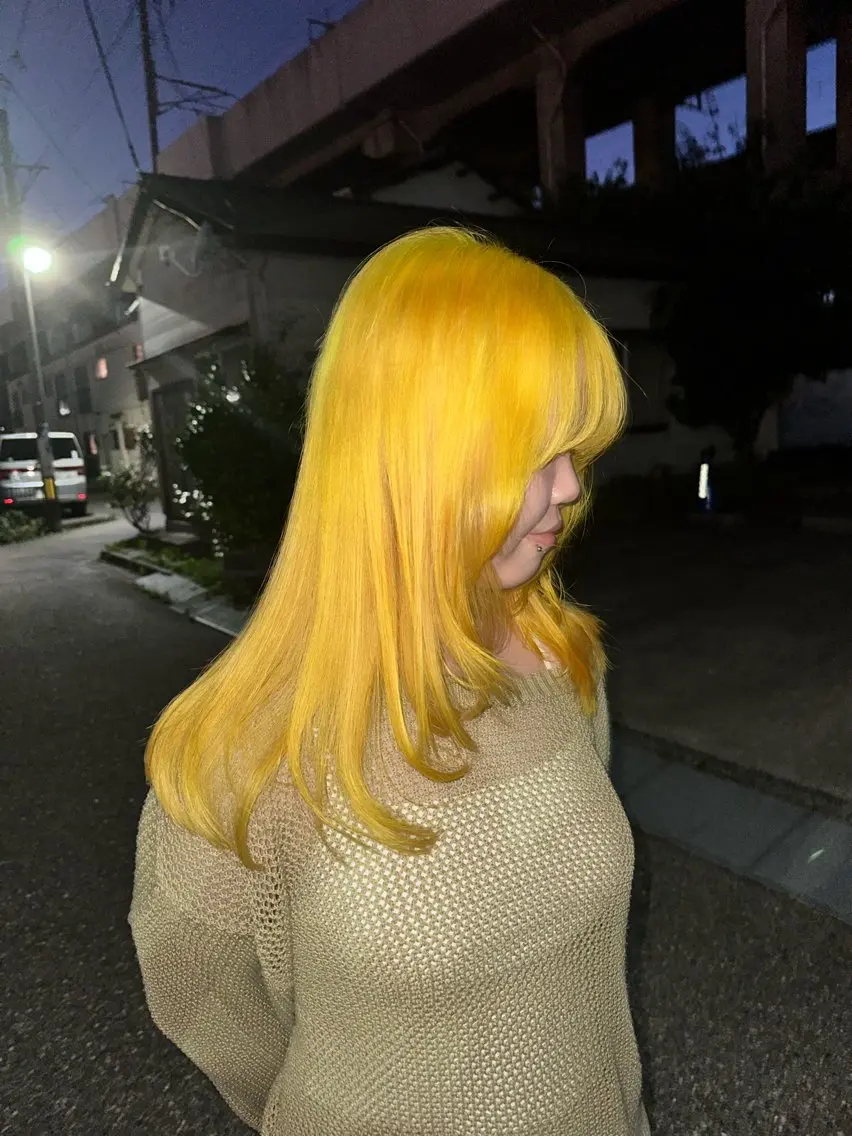 セミロング ヘアカラー 🍀ブリーチ屋さん/ ダブルカラー・あずみのヘアスタイル