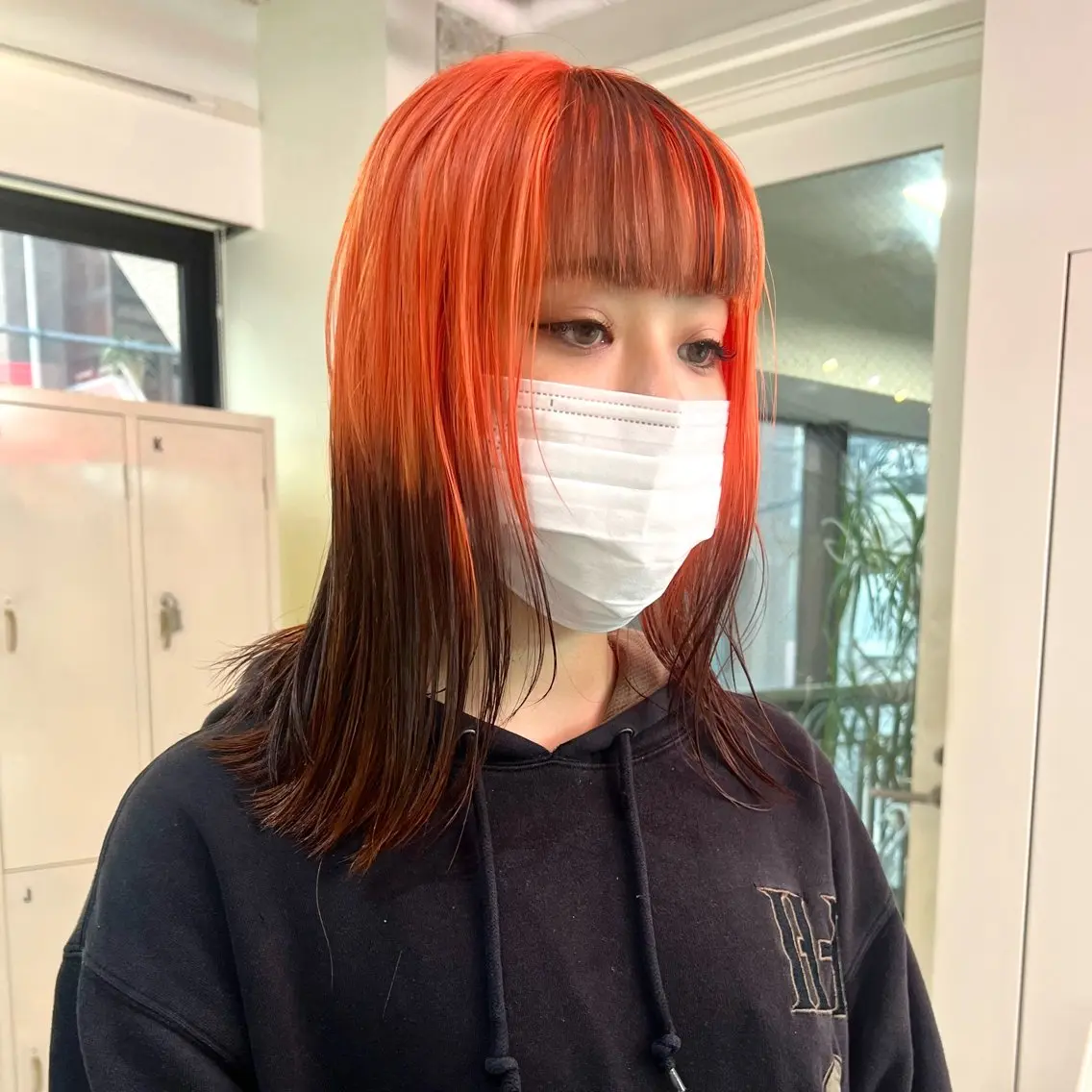 ショート カラー ヘアアレンジ 🧨ブリーチー×ボブ レイヤー💎じゅえるのヘアスタイル