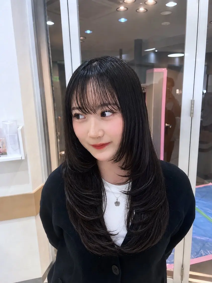 セミロング ハイレイヤー レイヤーカット Rouge mieuxのヘアスタイル