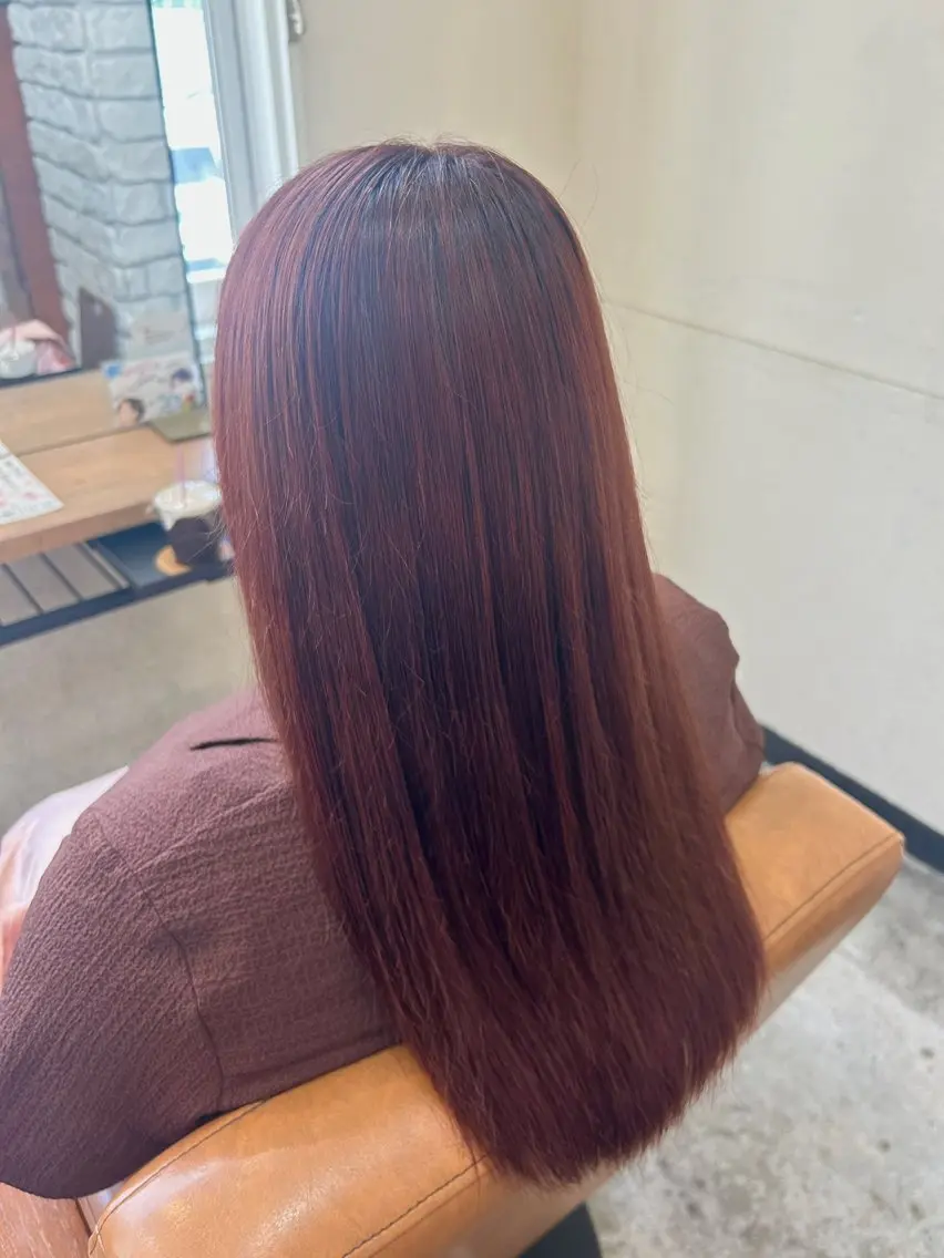 セミロング カラー ブラウンカラー ローズカラー ローズブラウン コヤナギ ラムのヘアスタイル