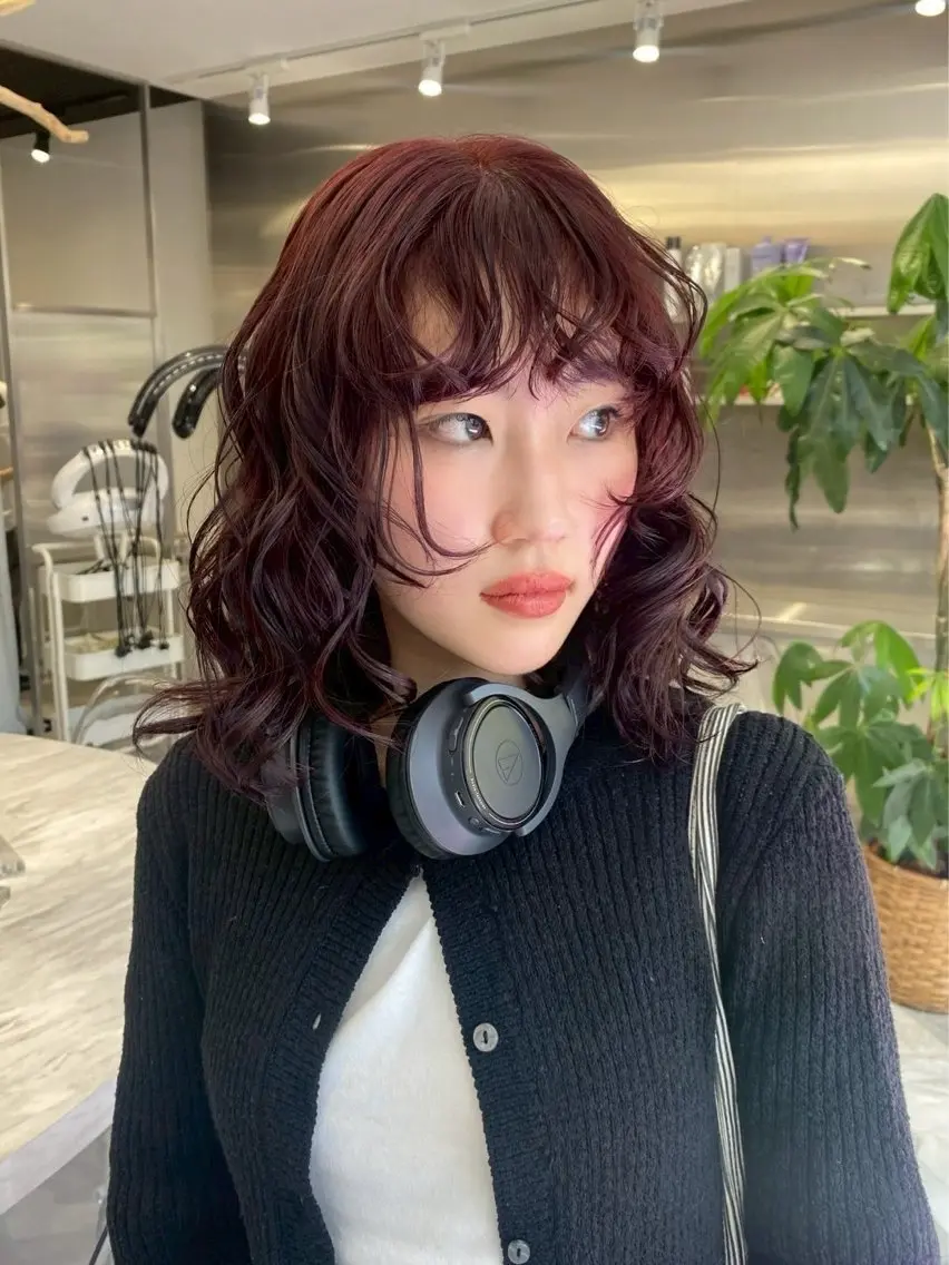 カラー ブリーチ ケアブリーチ デザインカラー ダブルカラー イヤリングカラー 酸性ストレート /ハイトーン/つばさのヘアスタイル