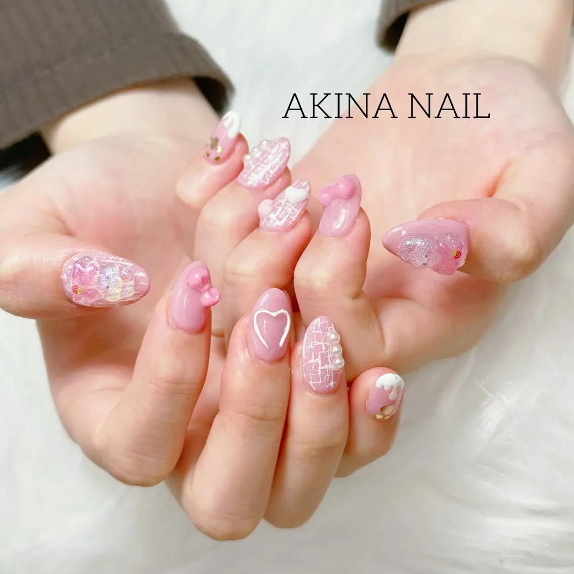 ミディアム ハンドネイル Akina Nail 亀戸のネイルデザイン