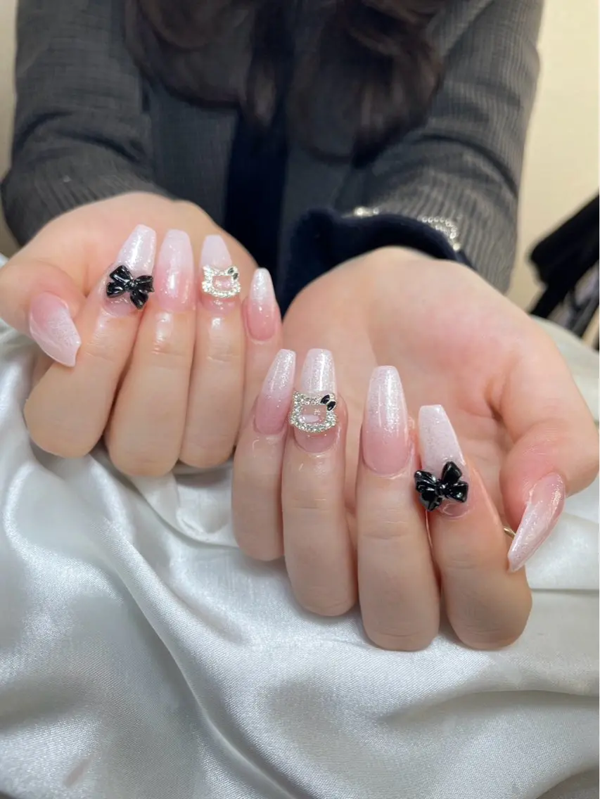 ネイル チークネイル 桜ネイル 長さ出し フットネイル ジェルネイル ハンドネイル XIINH NAIL SALONのネイルデザイン