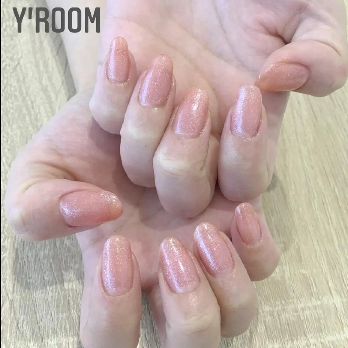 ネイル フラッシュネイル ジェルネイル マグネットネイル ニュアンスネイル ワンカラーネイル ハンドネイル YUKA （ネイリスト）のネイルデザイン