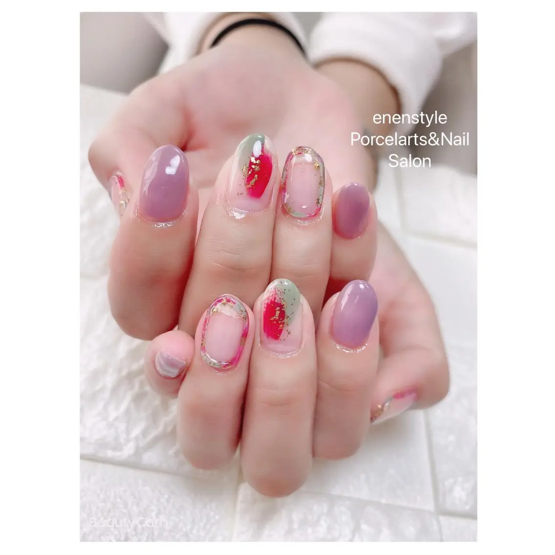 ミディアム ネイル ハンドネイル 🐾enen style 🐾のネイルデザイン