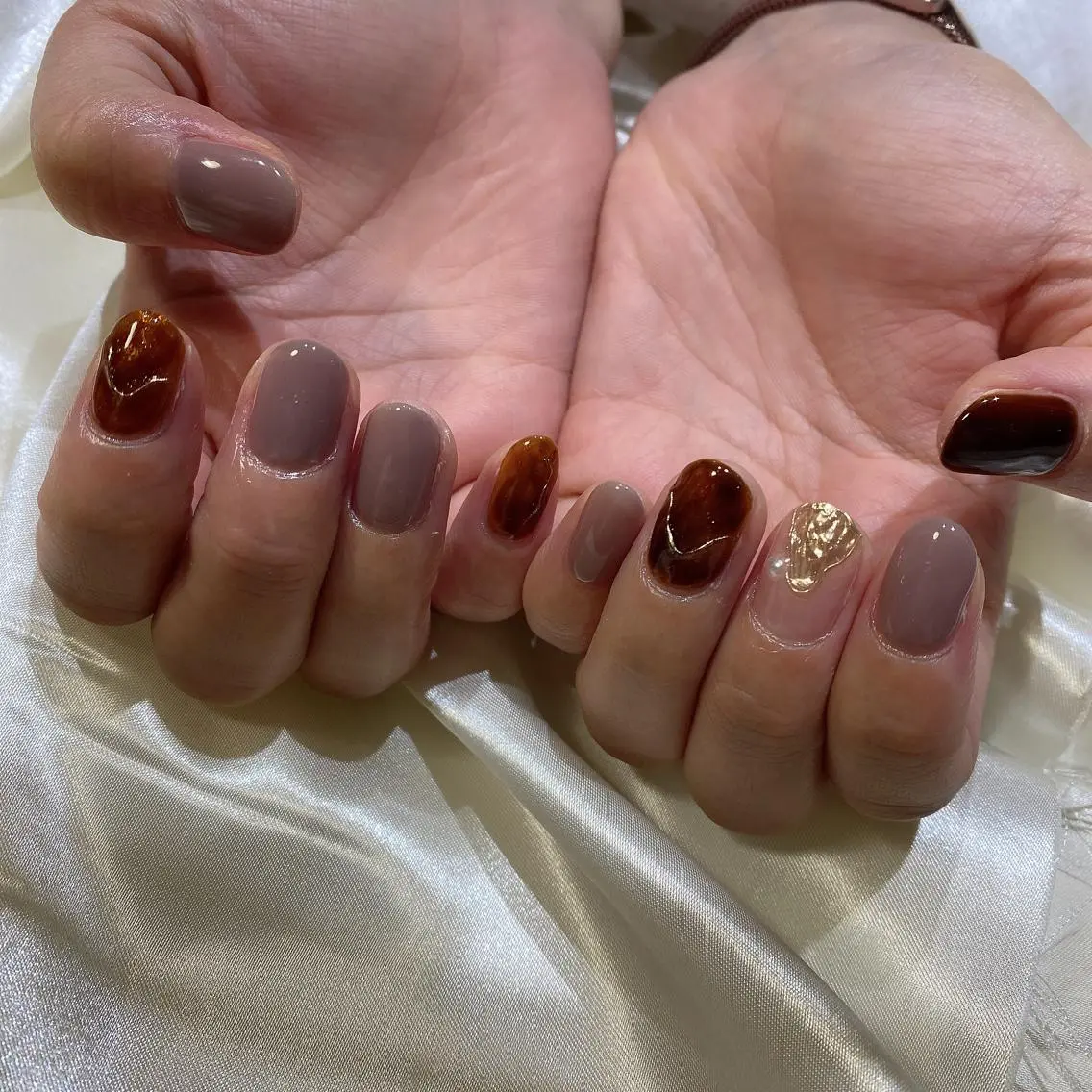 ネイル ハンドネイル 西岡 杏のネイルデザイン