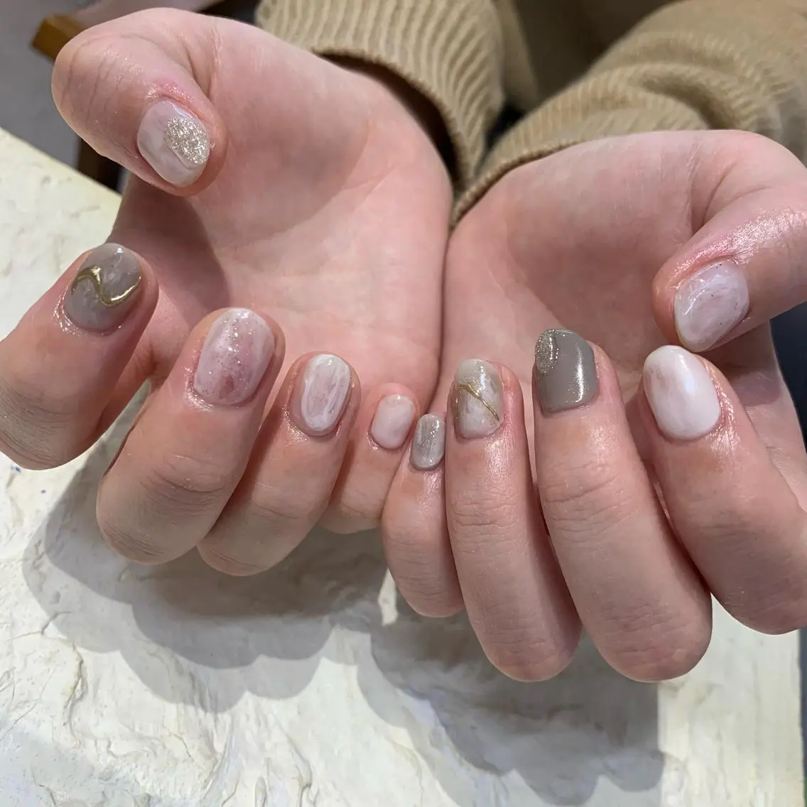 ネイル ニュアンスネイル マキノ ユイのネイルデザイン