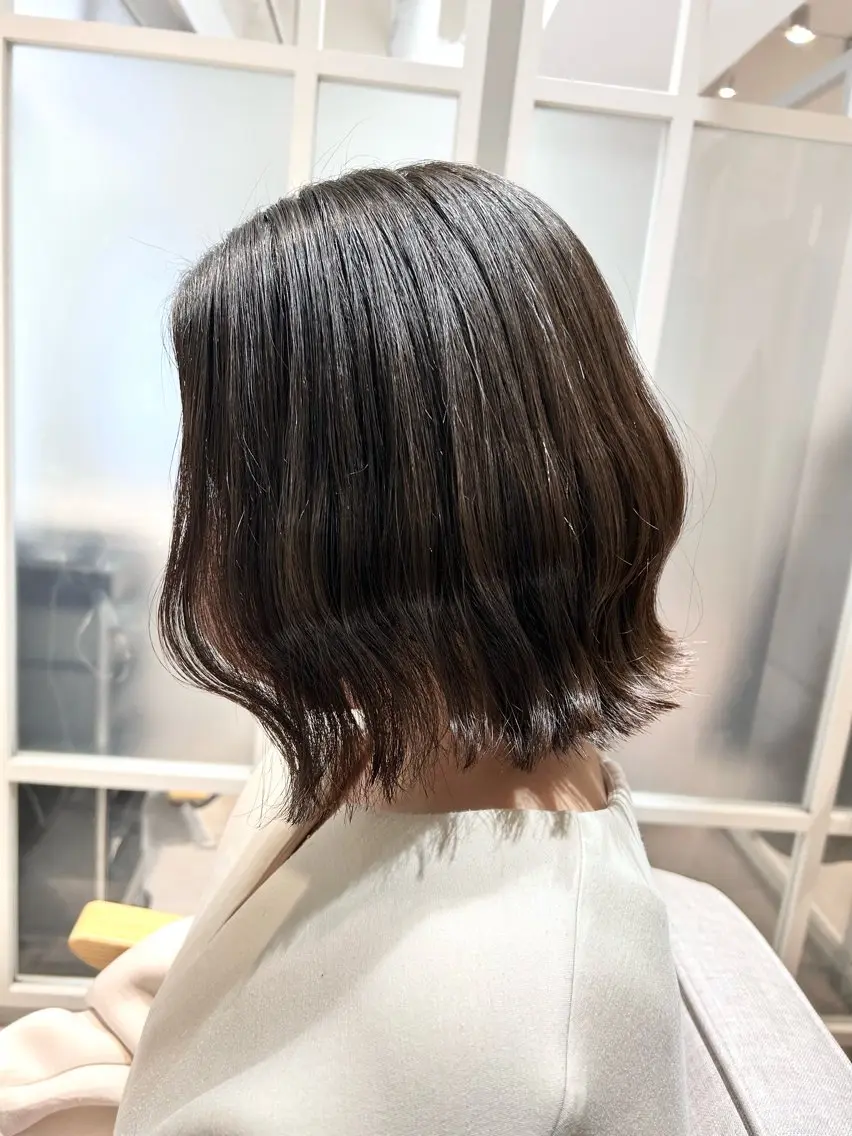 ミディアム パーマ 似合わせボブ🫧 丸みショート藤本のヘアスタイル