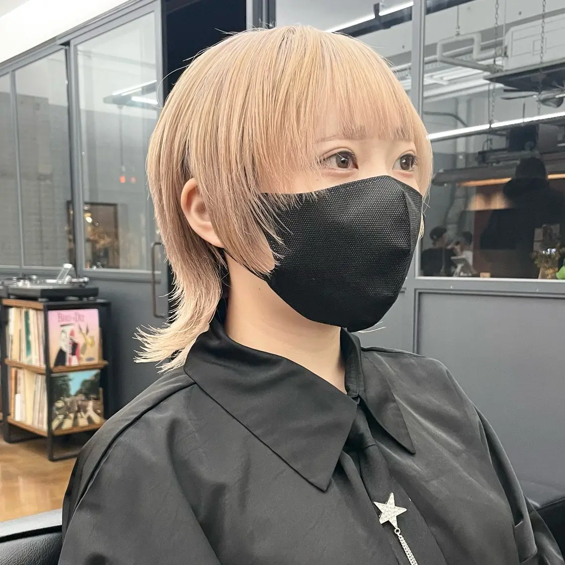 ショート カラー メンズ メンズブリーチ メンズウルフカット ベージュカラー ブリーチ ホワイトベージュ カット ヘアカラー トリートメント ヘアセット ✂︎ウルフ・ショート ✂︎MIKUNIのヘアスタイル