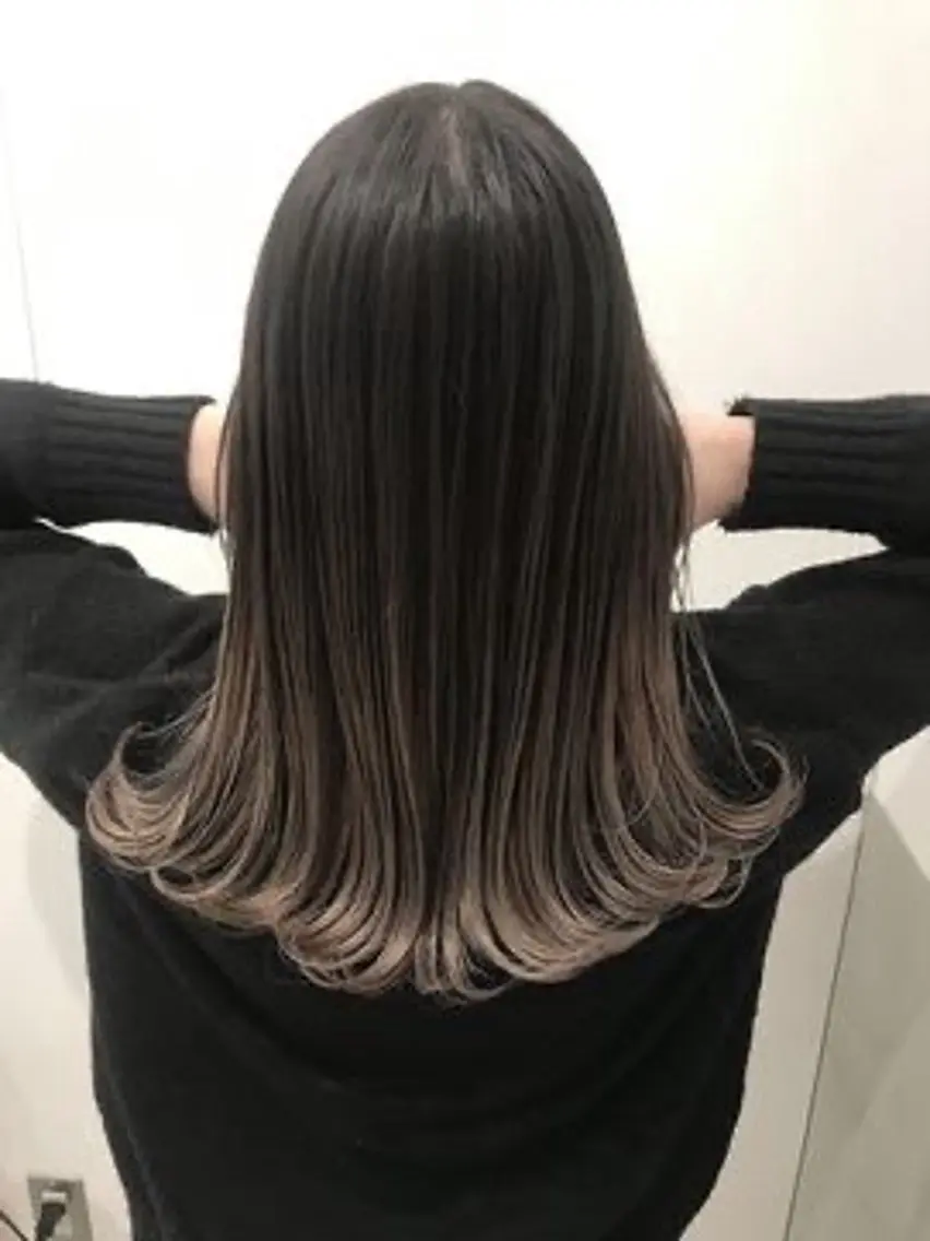 ロング カラー グラデーションカラー 宮嶋 蓮のヘアスタイル