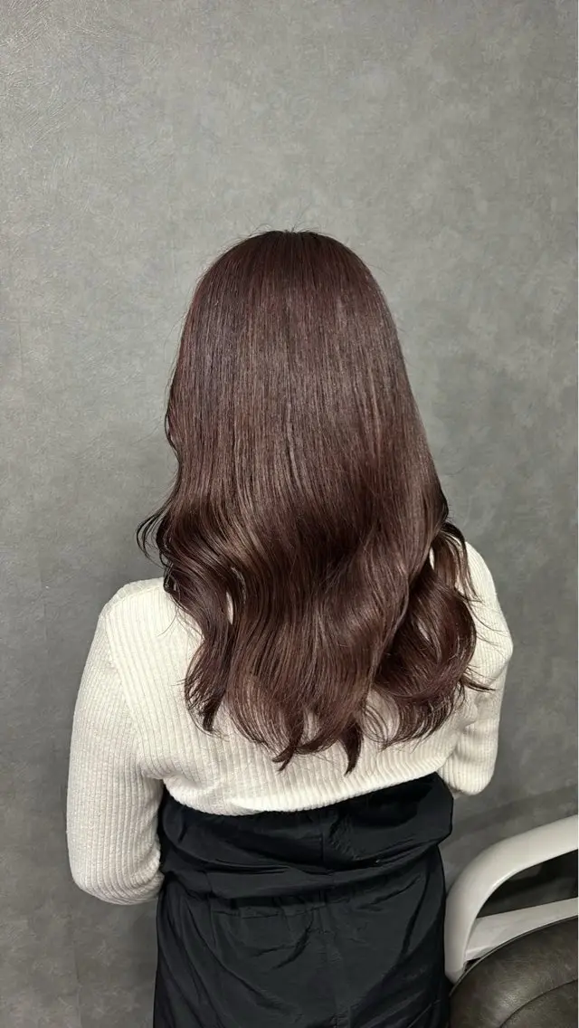 セミロング カラー ブラウンカラー chouette シュエットのヘアスタイル