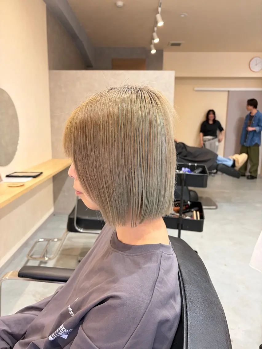 ショート カラー 🎀透明感カラー /ハイトーン🎀のヘアスタイル