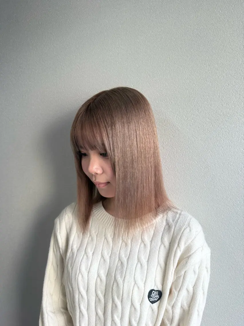ミディアム カラー 【🦋綺麗めハイトー ン🦋】suzunoのヘアスタイル
