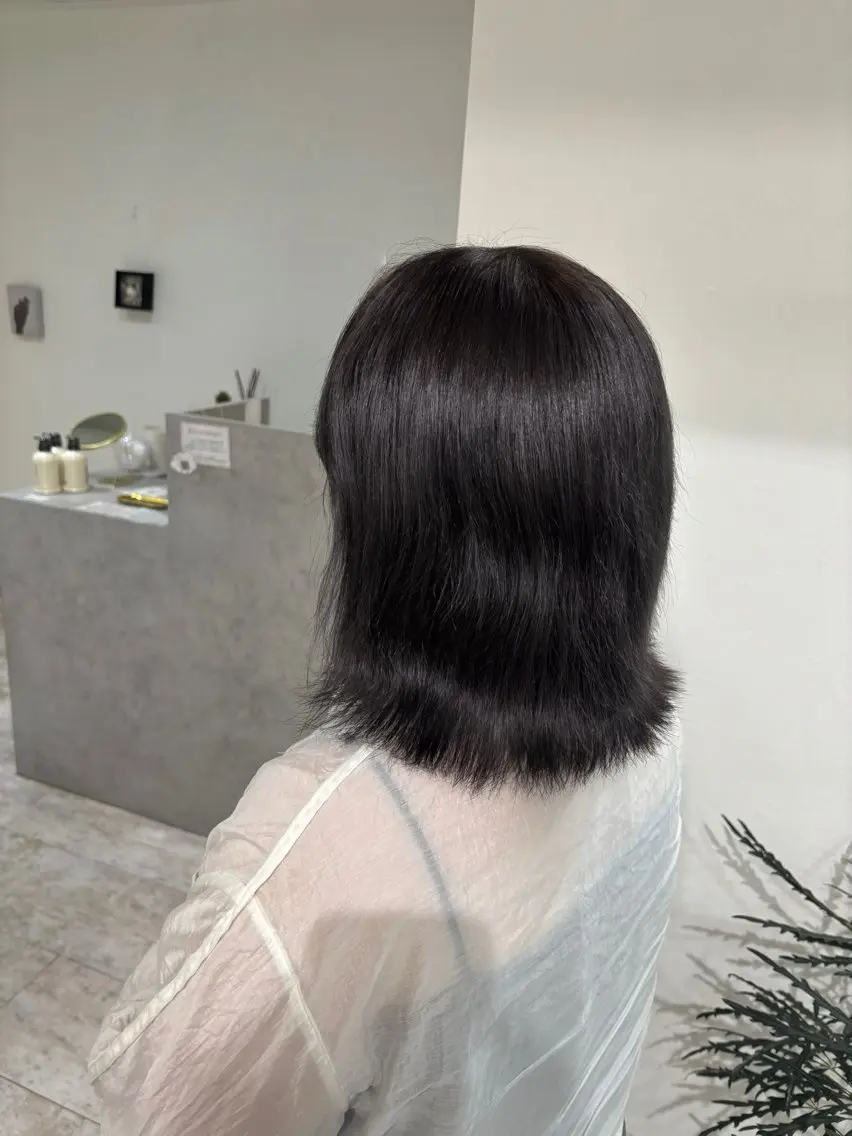 ミディアム カラー ダークグレー ダークグレージュ グレージュ piLLon mayuのヘアスタイル