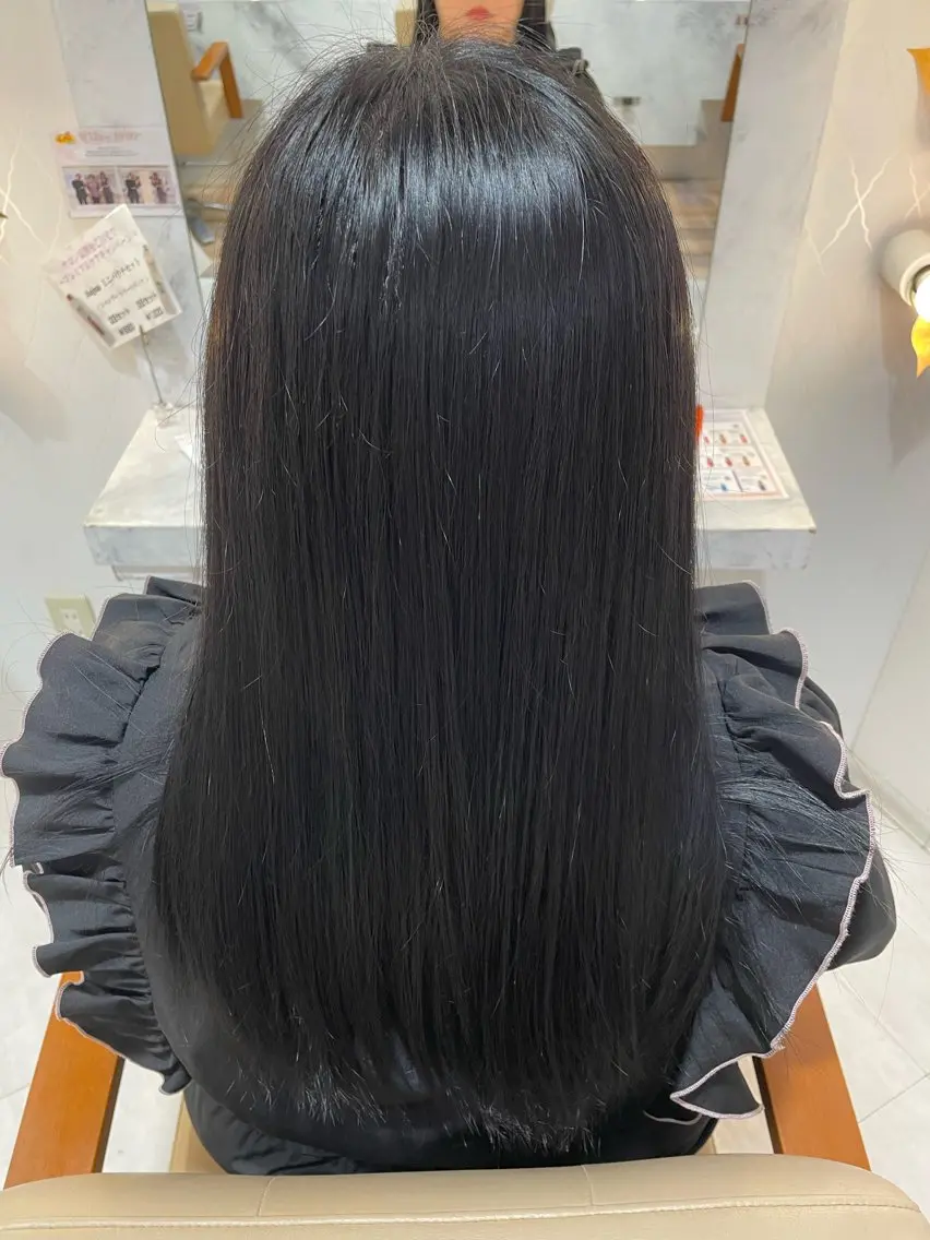 ロング カラー ヘアカラー 新庄 雪乃のヘアスタイル