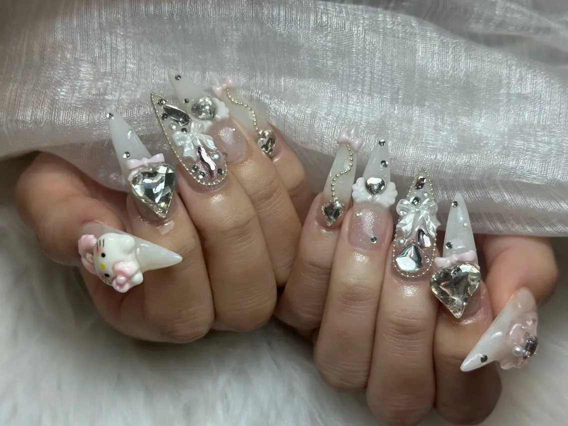 ネイル アートネイル ハンドネイル Nienail_ Luxeのネイルデザイン