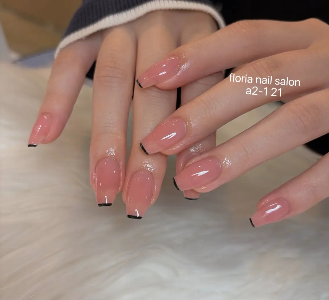 ネイル オーロラネイル チークネイル ドット フレンチネイル ジェルネイル ハンドネイル Floria nail salonのネイルデザイン