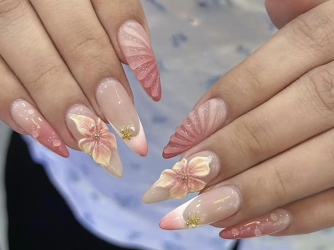 ネイル アートネイル ハンドネイル One Plus Nail Salonのネイルデザイン