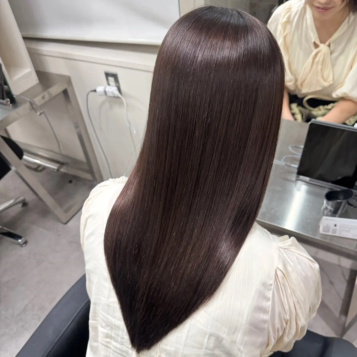 ロング カラー カット 縮毛矯正 トリートメント 🎀レイヤー×透明感 ×髪質改善🎀米田のヘアスタイル