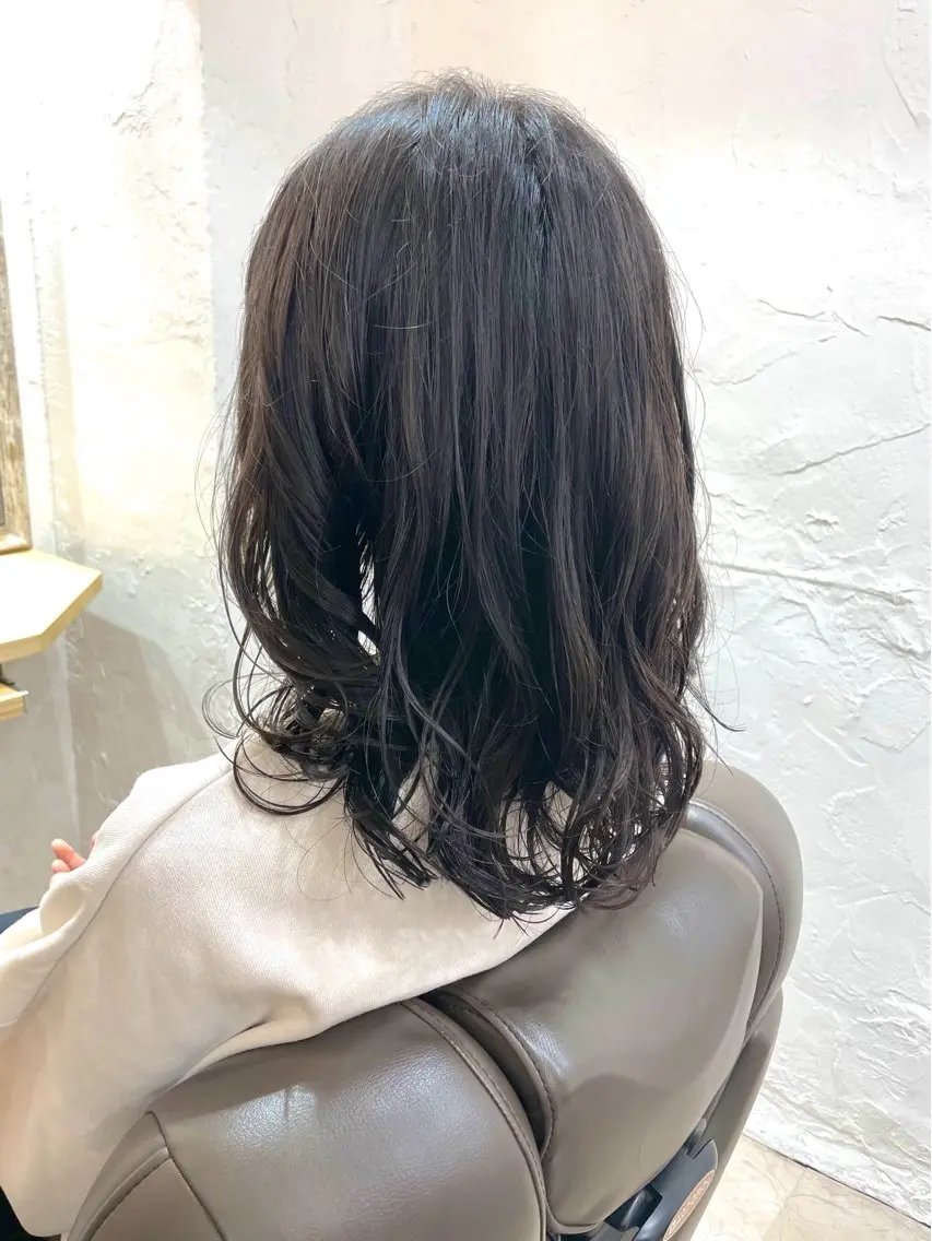 ミディアム パーマ 髪質改善 縮毛矯正/ レイヤー/銀座/本木のヘアスタイル