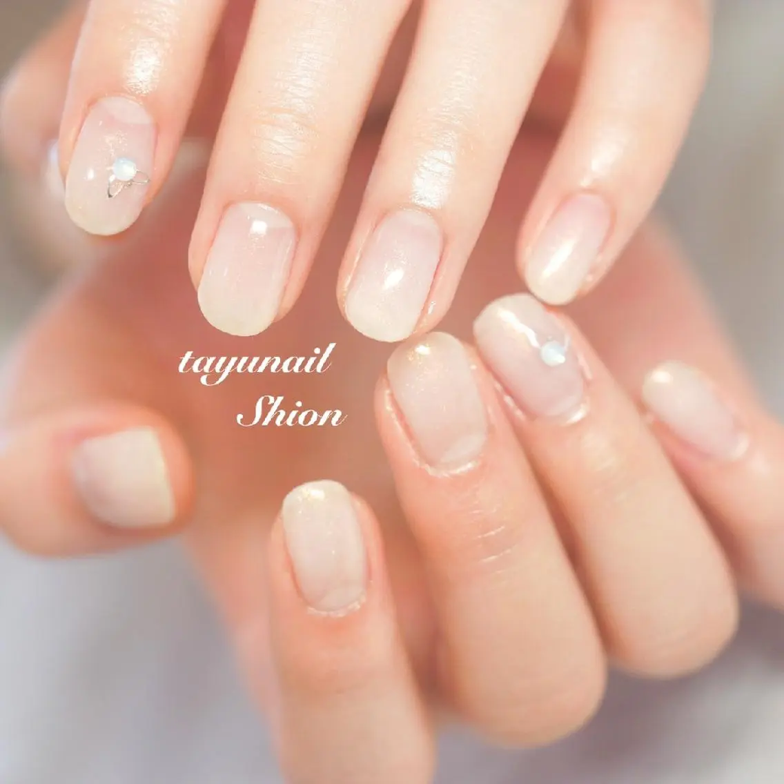 ネイル ブルー ジェルネイル グラデーション パラジェル 春ネイル ネイルサロン 【たゆnail】のネイルデザイン