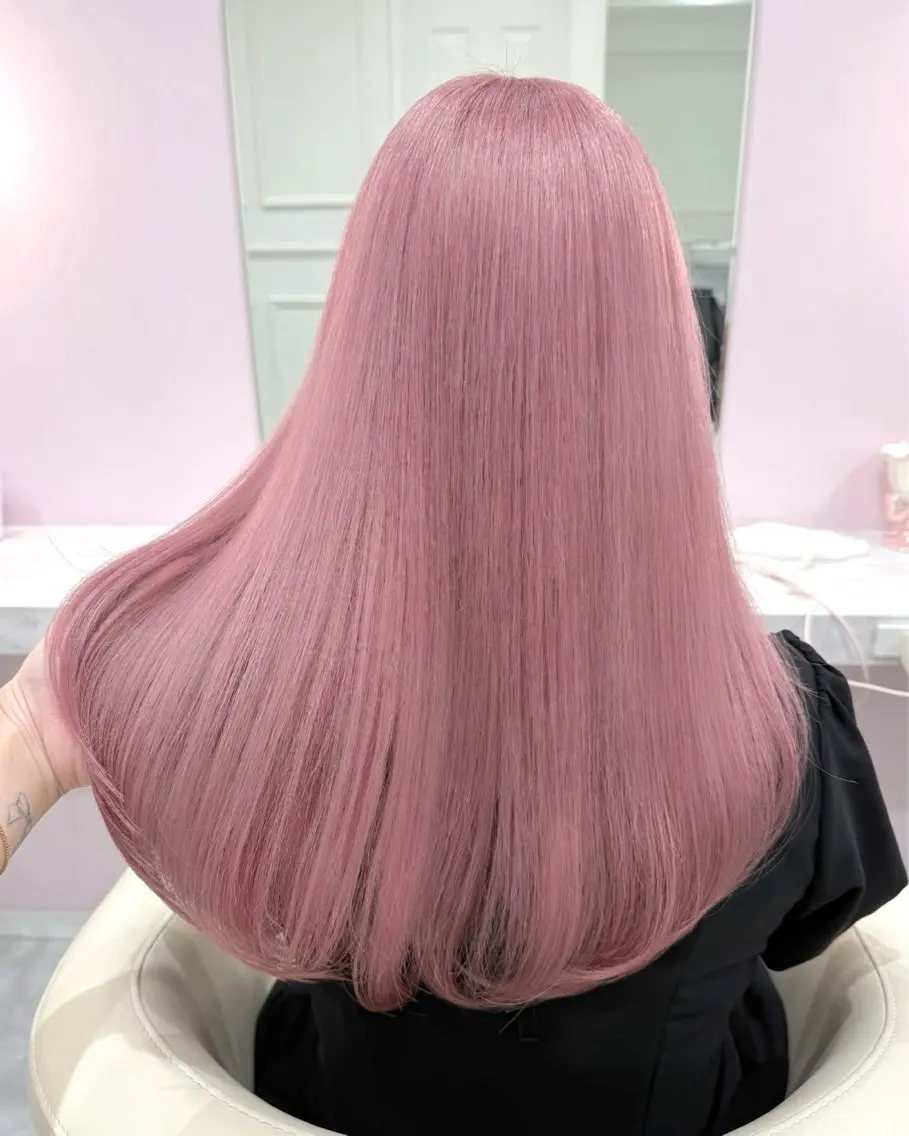 ロング カラー ブリーチ 透明感カラー ハイトーンカラー ヘアカラー ハイトーンカラー💞 くるみ🎀のヘアスタイル