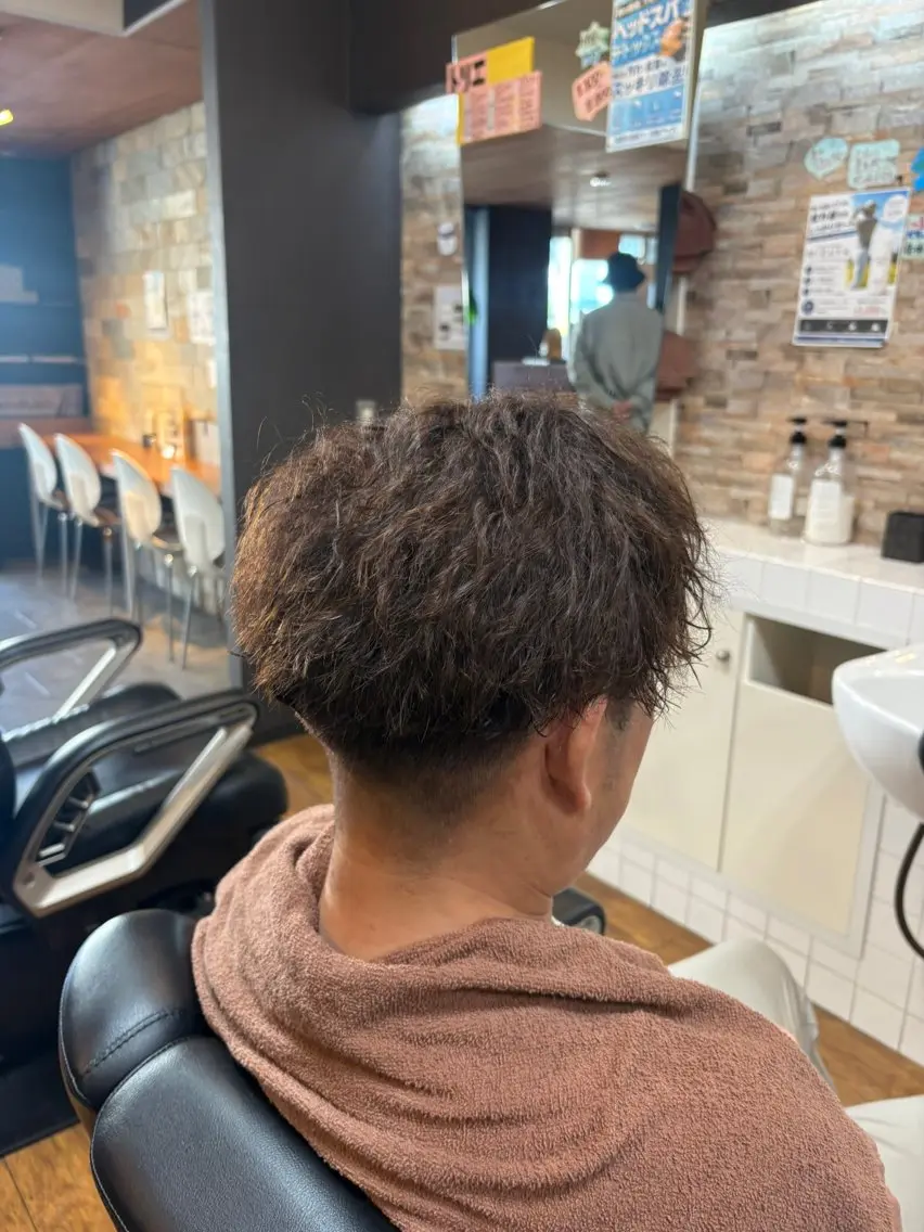 ショート パーマ ツイストスパイラルパーマ スパイラルパーマ 小野 伊吹のヘアスタイル