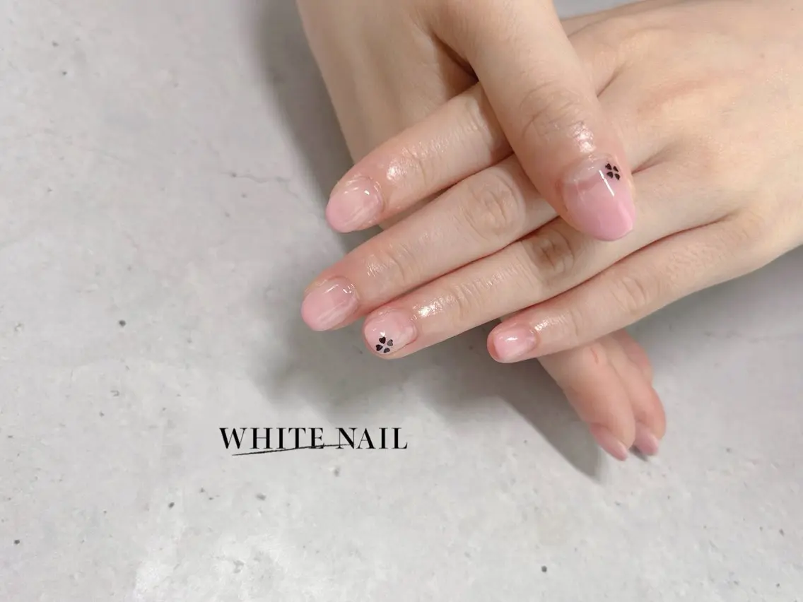 ネイル ハンドネイル WHITE NAIL ホワイトネイルのネイルデザイン
