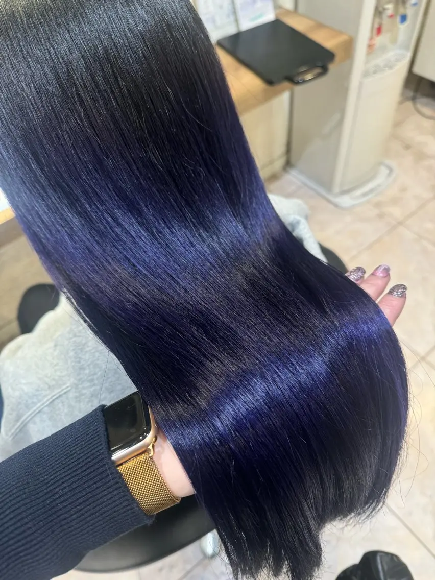 ロング カラー ヘアカラー トリートメント さら艶レイヤーカット 🩶Suzuneのヘアスタイル