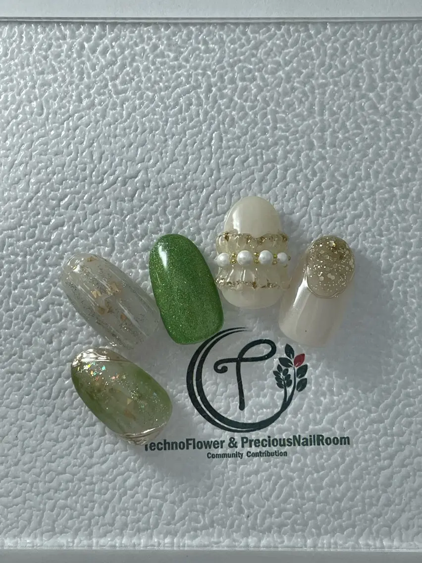 ネイル precious nail roomのネイルデザイン