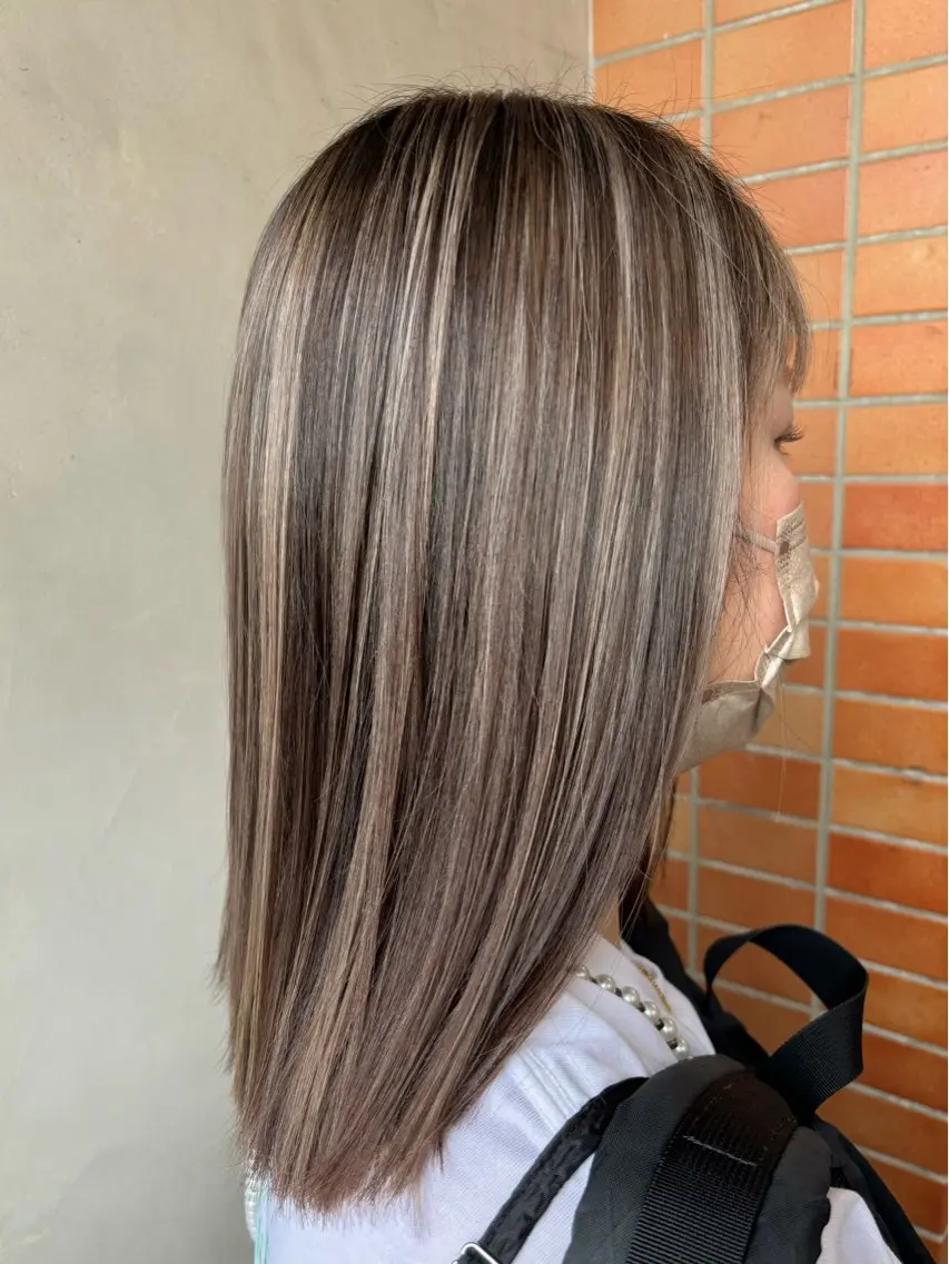 セミロング カラー ハイライトカラー ハイライト inc新小岩北口店 🫧Nichikaのヘアスタイル