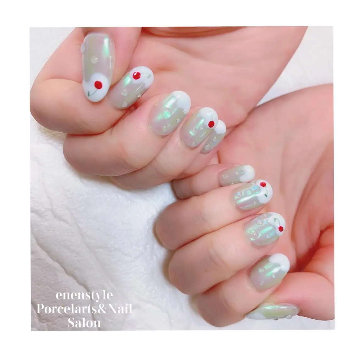 ミディアム ネイル ジェルネイル ニュアンスネイル オフィスネイル ワンカラーネイル パラジェル ハンドネイル 🐾enen style 🐾のネイルデザイン