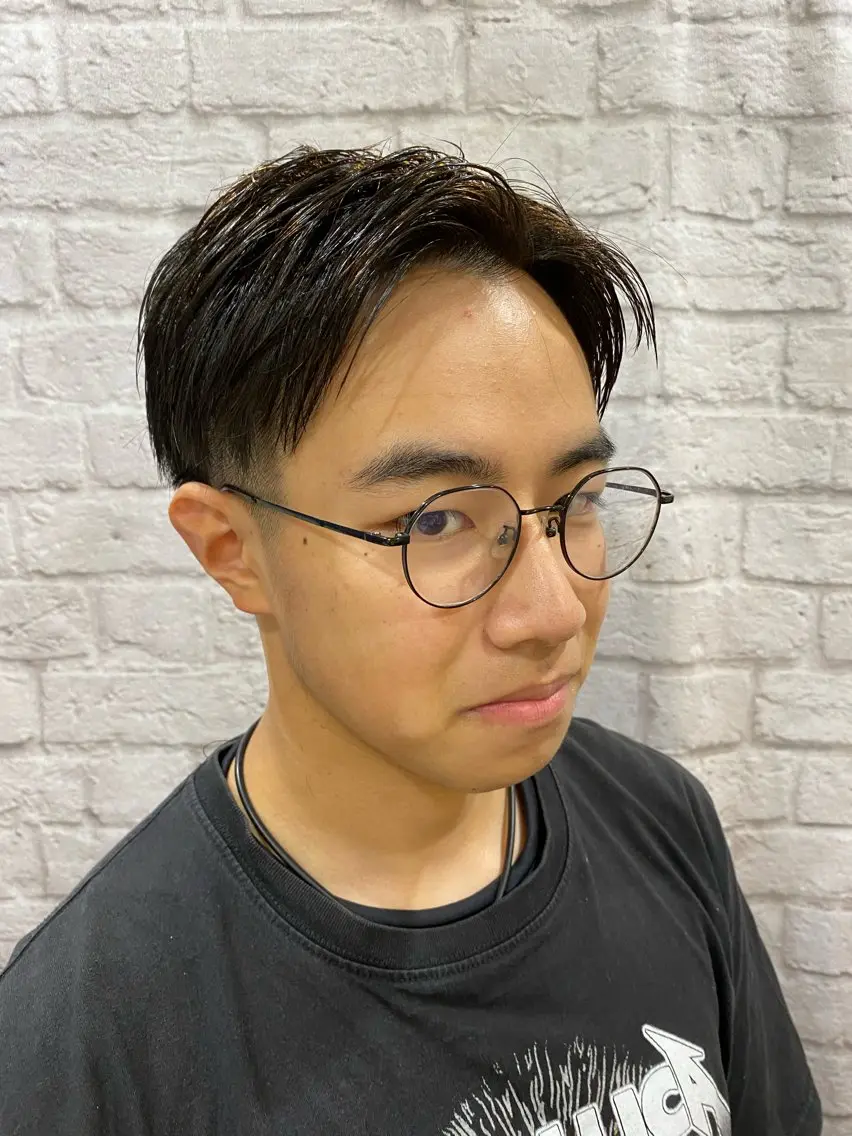 ショート ヘアアレンジ メンズ アップバング ショートヘア グレイスフルバーバー 赤坂見附店 前田真政のヘアスタイル