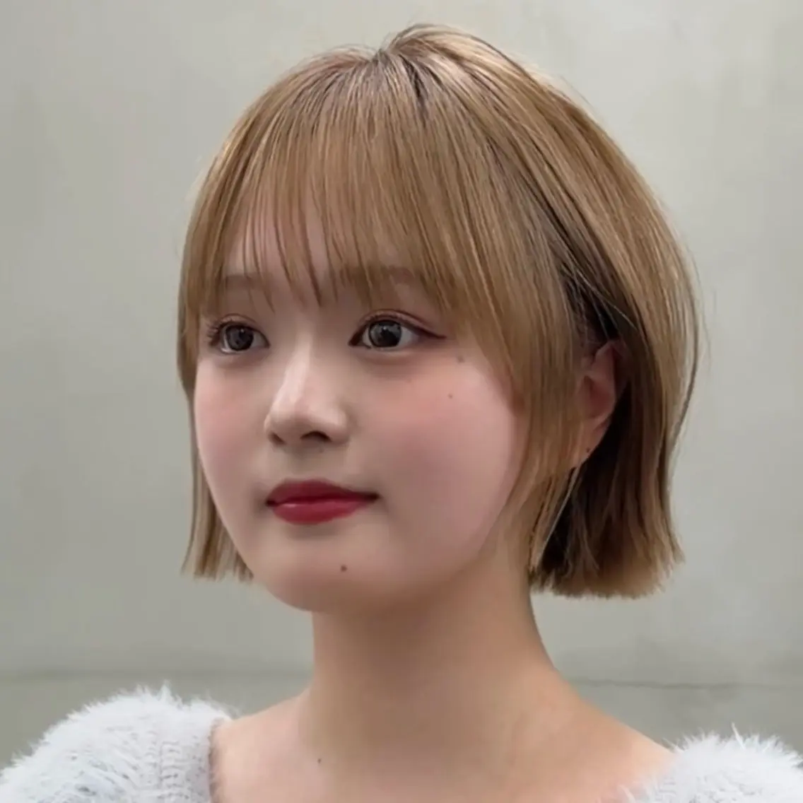 ショート カラー ハイトーンカラー ボブ レイヤー🐑髪質改善 多幸感カラー/みきとのヘアスタイル