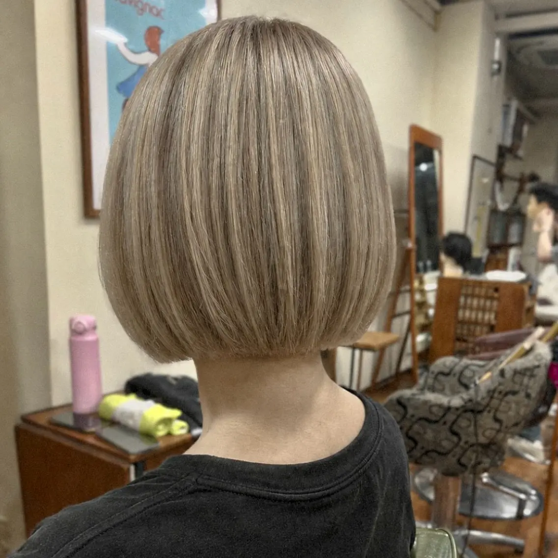 ショート ボブ ボブ・ミニボブ｜渋谷 宍戸｜カットモデルのヘアスタイル