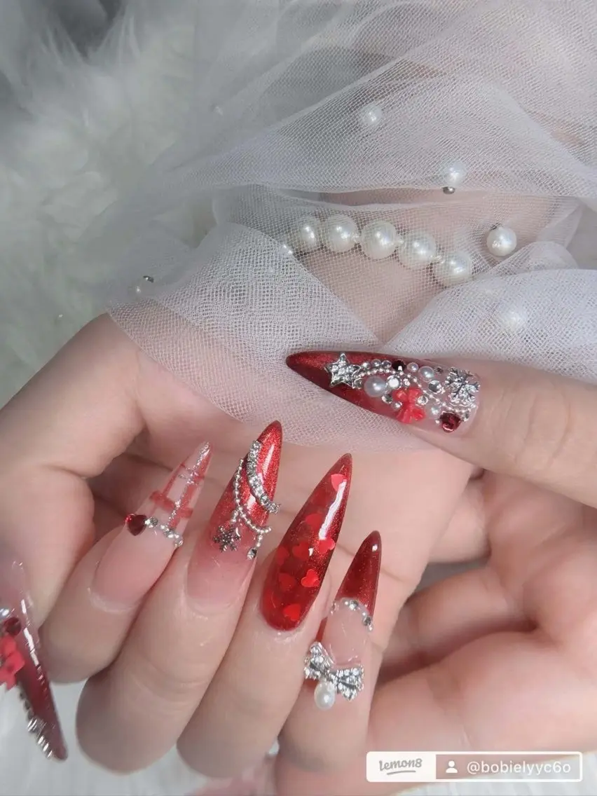 ネイル チークネイル フレンチネイル キラキラネイル 韓国ネイル マグネットネイル ハンドネイル Sakura h.babynailのネイルデザイン