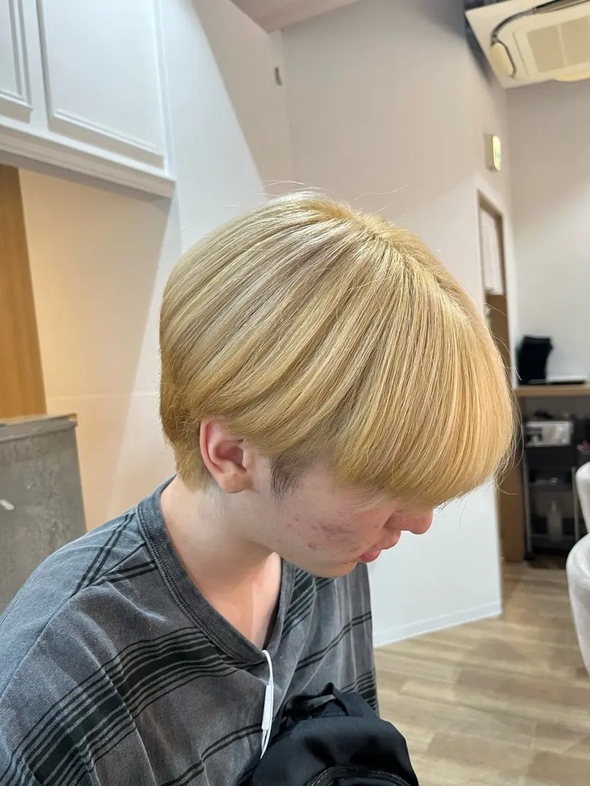 カラー ブリーチ ハイトーンカラー bisou hair Kayanoのヘアスタイル